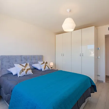 Lejlighed Le Palais De La Mer-3 By Interhome